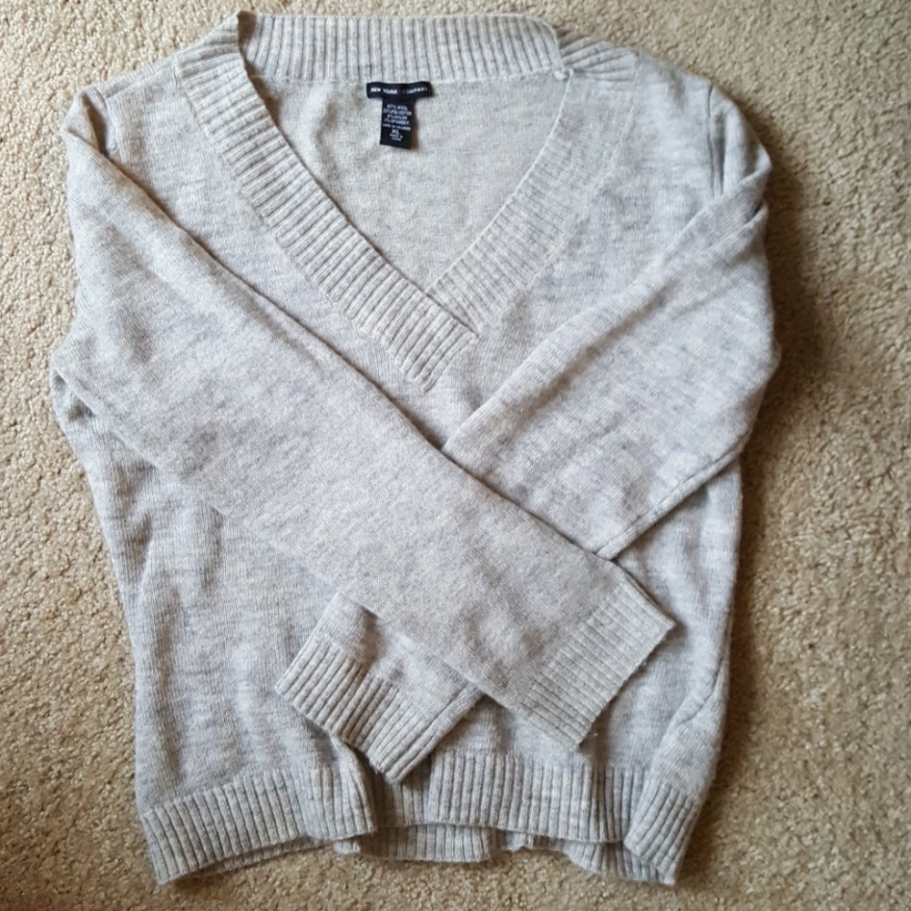 NY&Co Knit V Neck Long Sleeve Sweater - XL